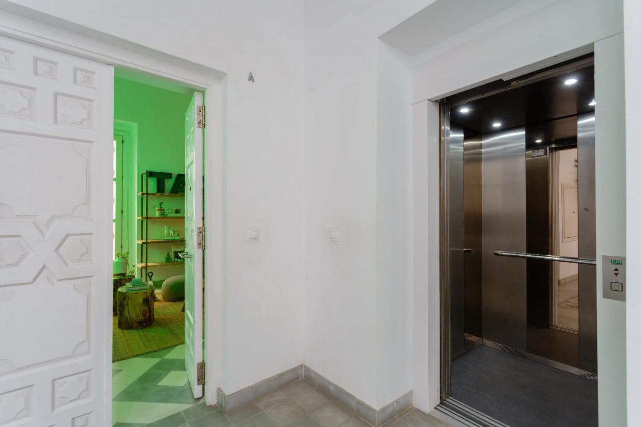 The Queen'S Designer Apartment By Cadiz4Rentals ภายนอก รูปภาพ